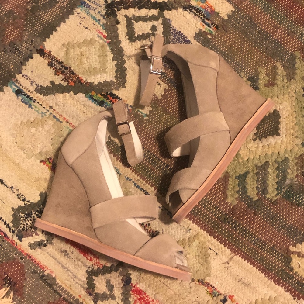 Jeffrey Campbell Dakota Wedges